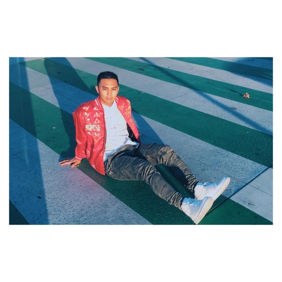 Meet Kenneth! - Picture 4 of 6